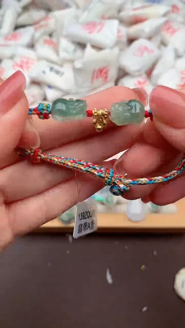 【闪购商品】翡翠手绳未镶嵌一