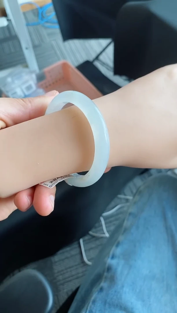 【闪购商品】翡翠手镯未镶嵌25号54.6*9.6*8.0正圈