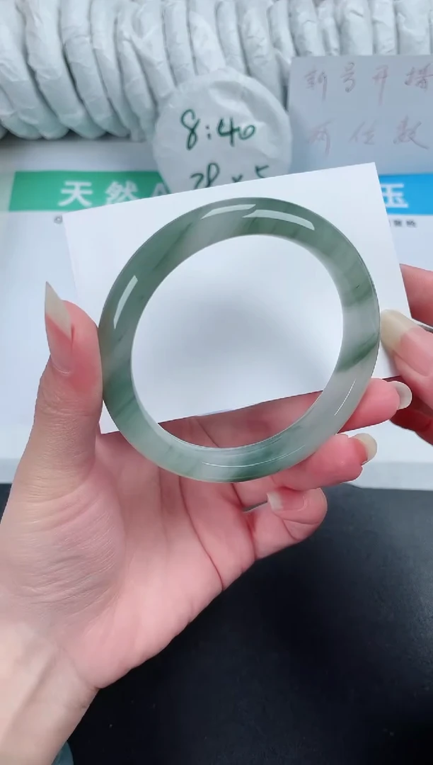 【闪购商品】石英质玉手镯未镶嵌13-60.3