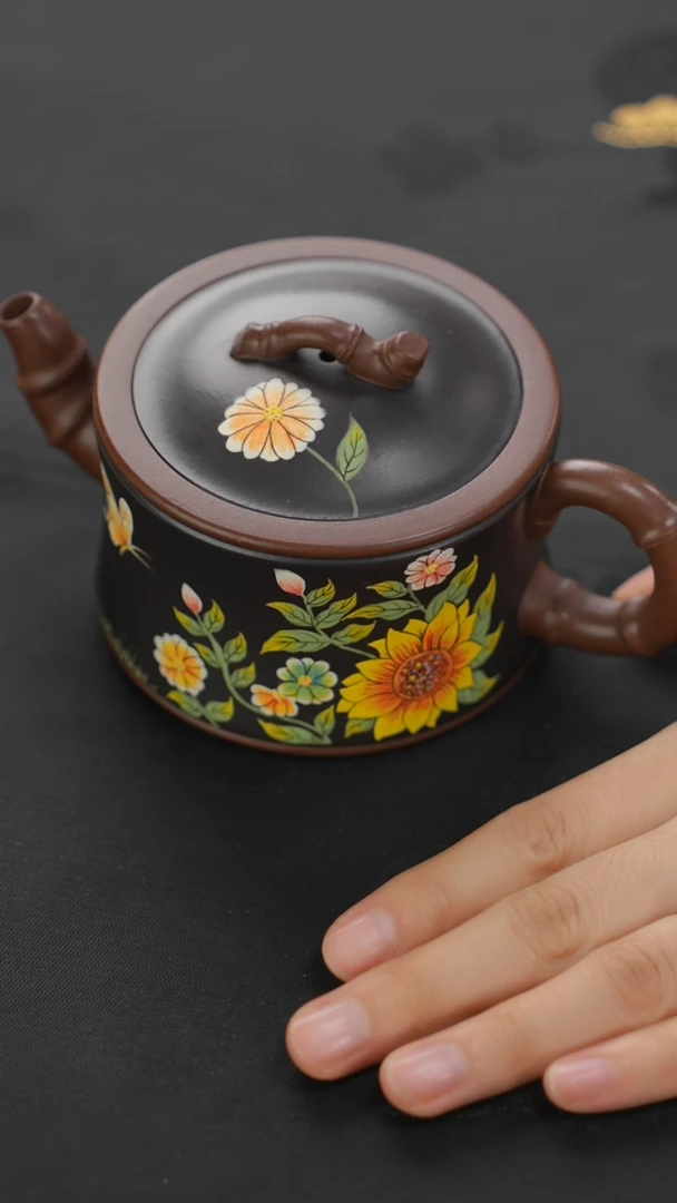 茶壶紫砂底槽清粉浆高黑料泥绘花蝴蝶竹段200cc