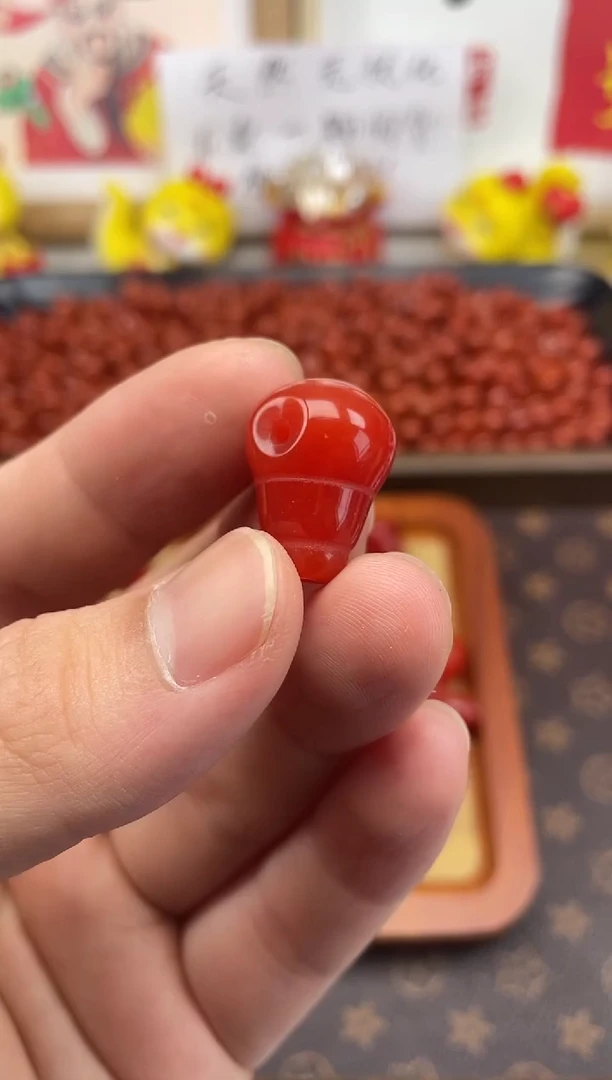 南红玛瑙.未镶嵌11号亮光锦红卡14*21三通