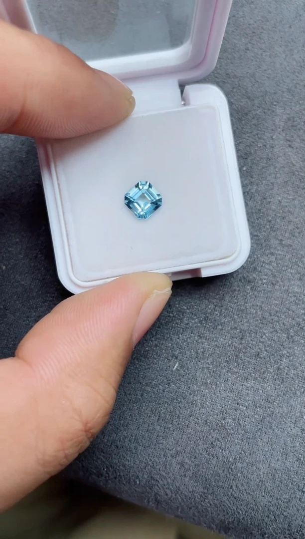 裸石海蓝宝石1.28ct
