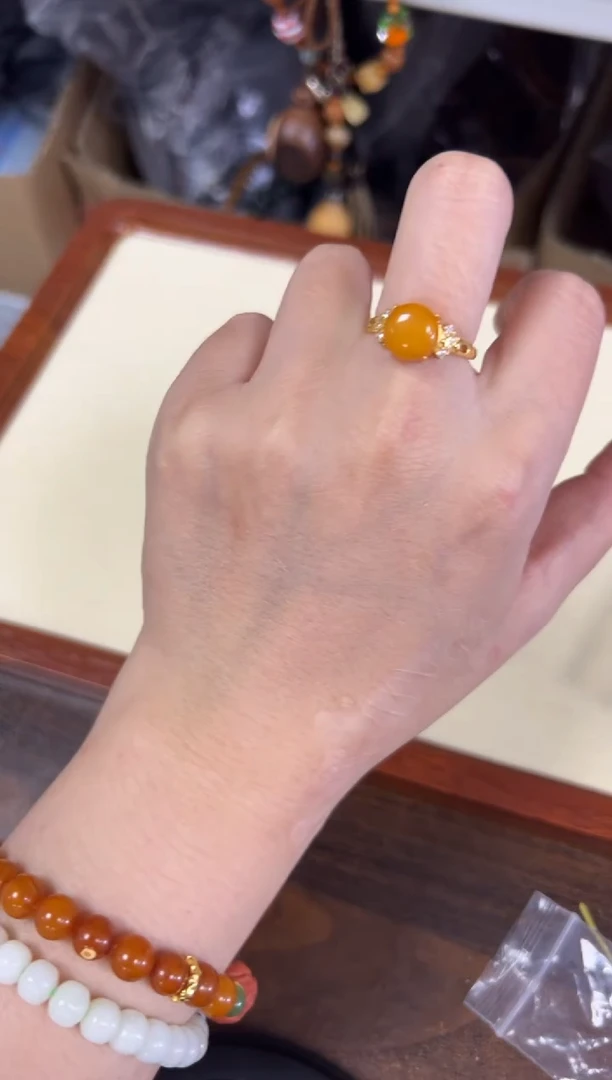 蜜蜡银S925镶嵌戒指满蜜蜜蜡银镶嵌戒指[3297]