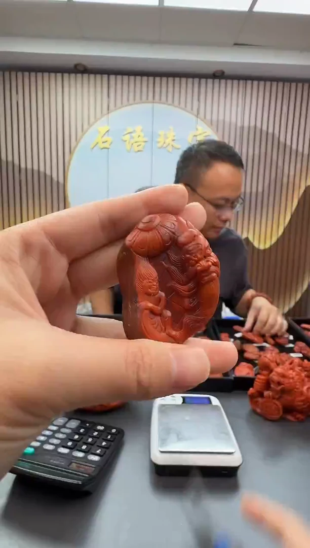 未镶嵌雕刻南红玛瑙154ZB1111产品一个