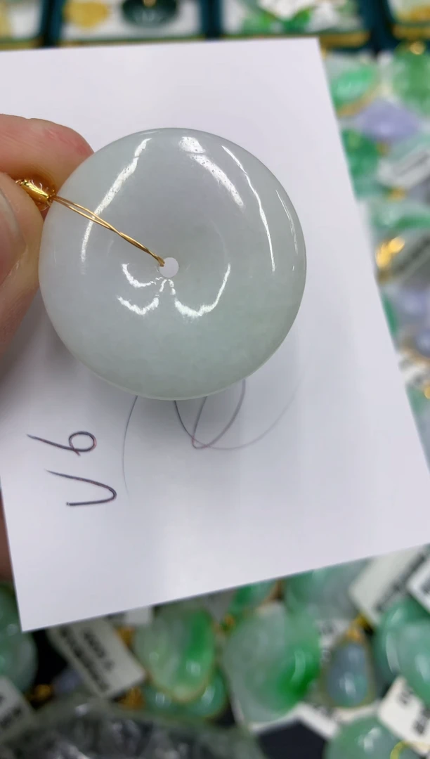 【闪购商品】翡翠颈饰未镶嵌11111111111