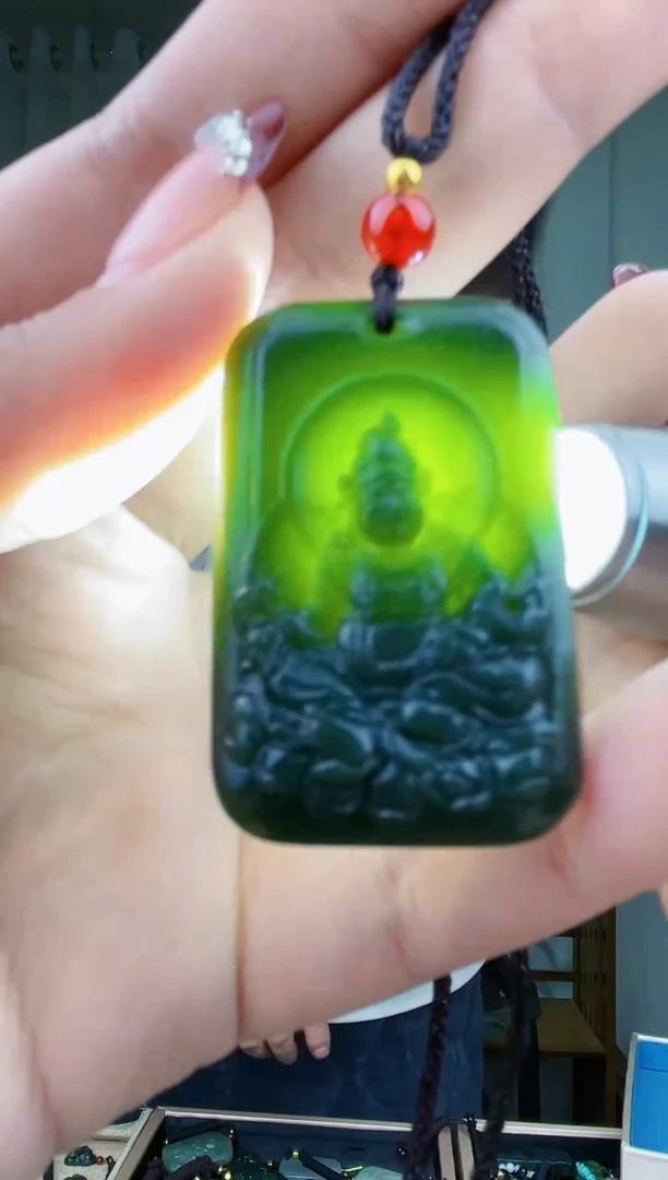 【闪购商品】和田玉挂件未镶嵌拍一发一，多样性发货