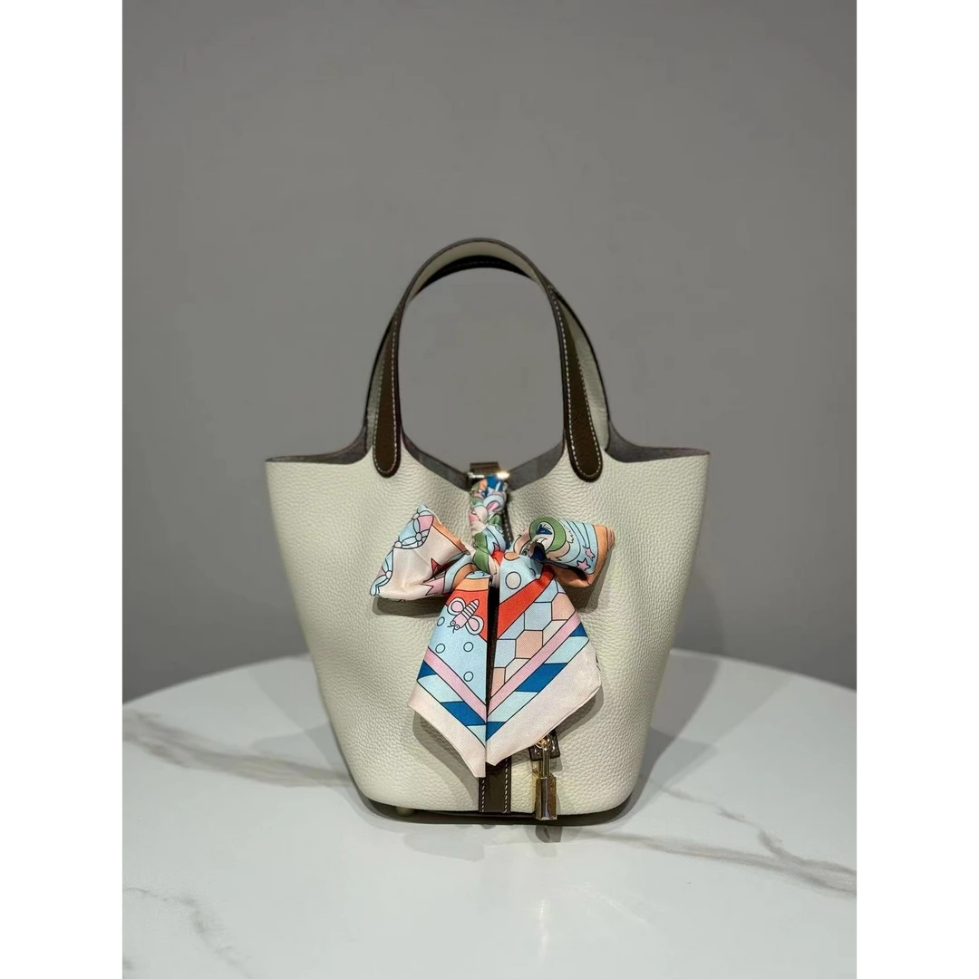 【Rain.Cun】XKY-6980-白配深灰 新款休闲百搭经典腋下斜跨女包