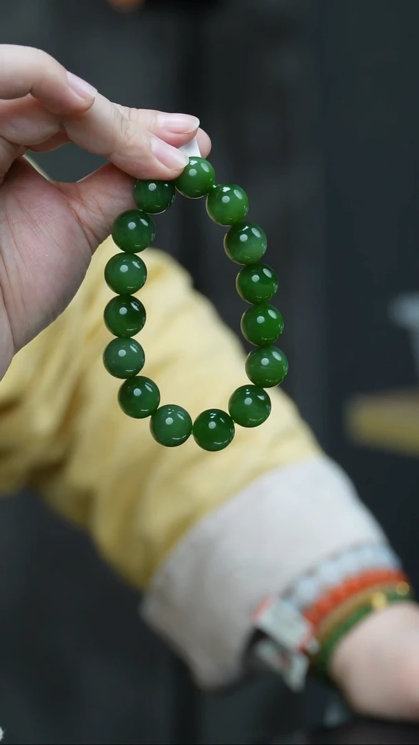 未镶嵌手串和田玉1