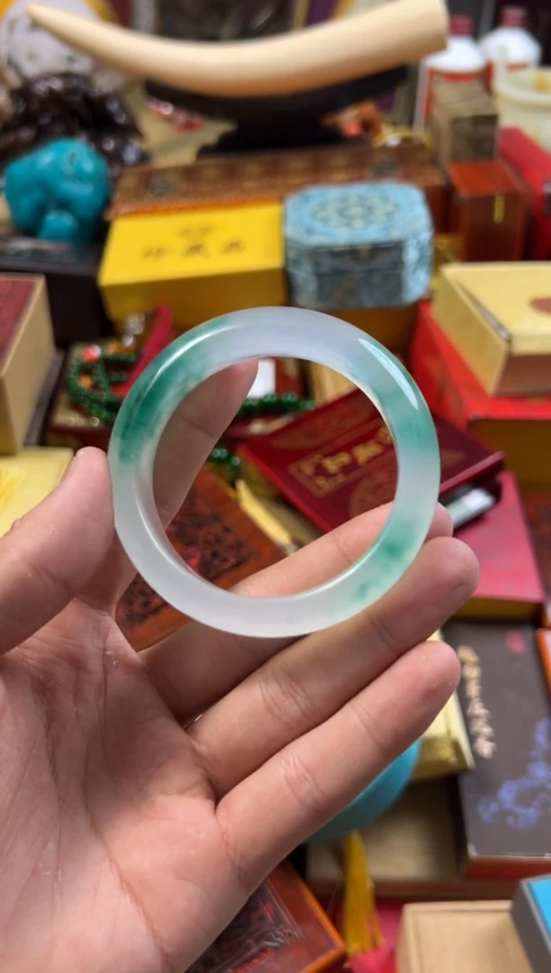 【闪购商品】翡翠手镯未镶嵌——————————