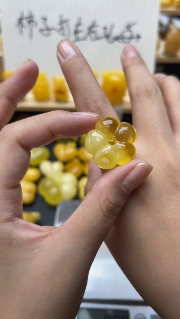 琥珀未镶嵌珠宝奇石113琥珀蜜蜡微瑕