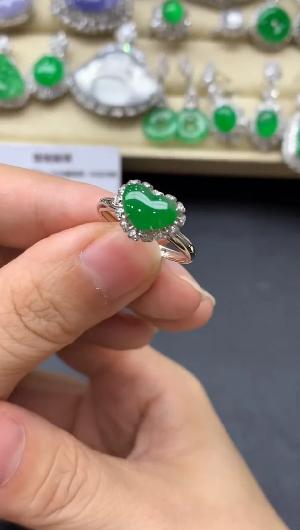 翡翠戒指18K金镶嵌325-中国好珍宝