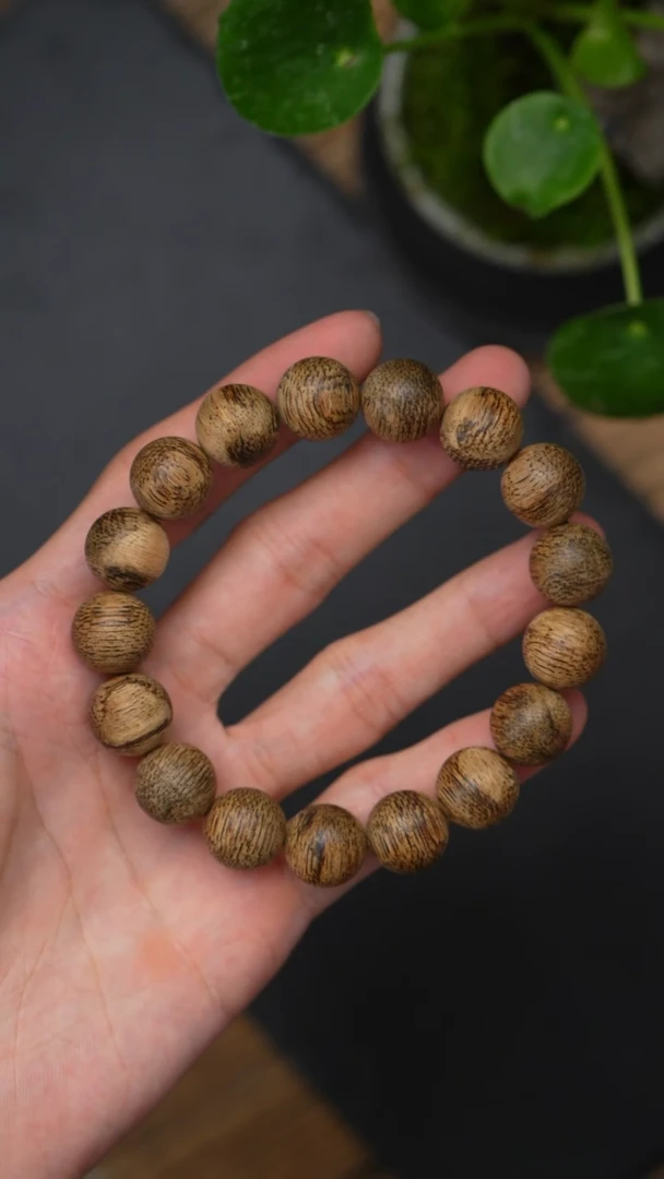 手串沉香L624-7文莱蛇皮纹老料1.38/17g