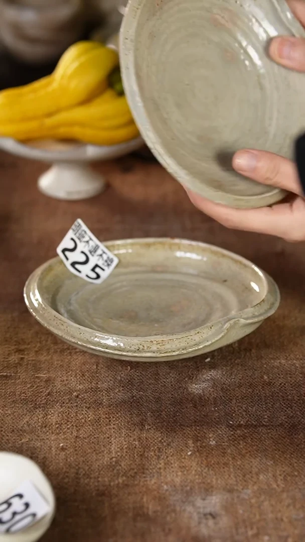 225瑕疵介意勿拍---手工同款随机发其中一个