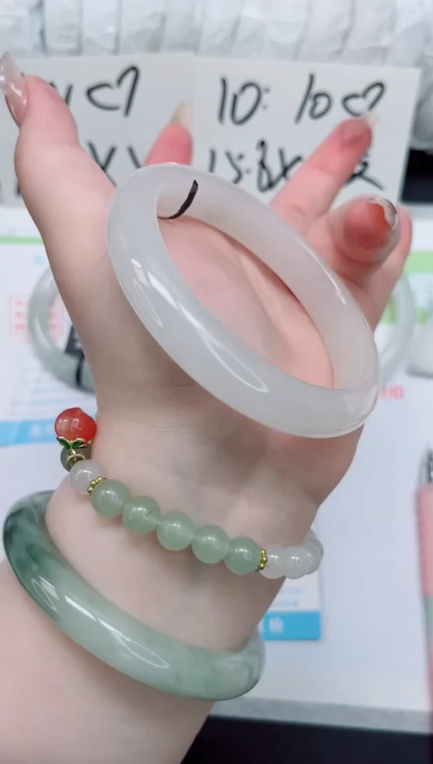 石英质玉手镯未镶嵌b146-62