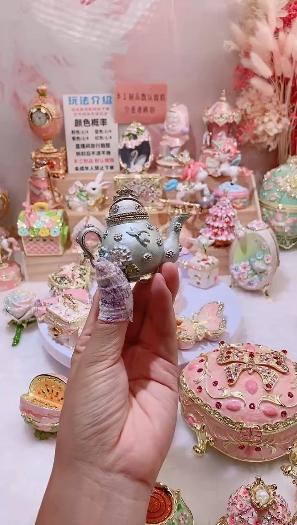 珐琅彩首饰盒摆件
