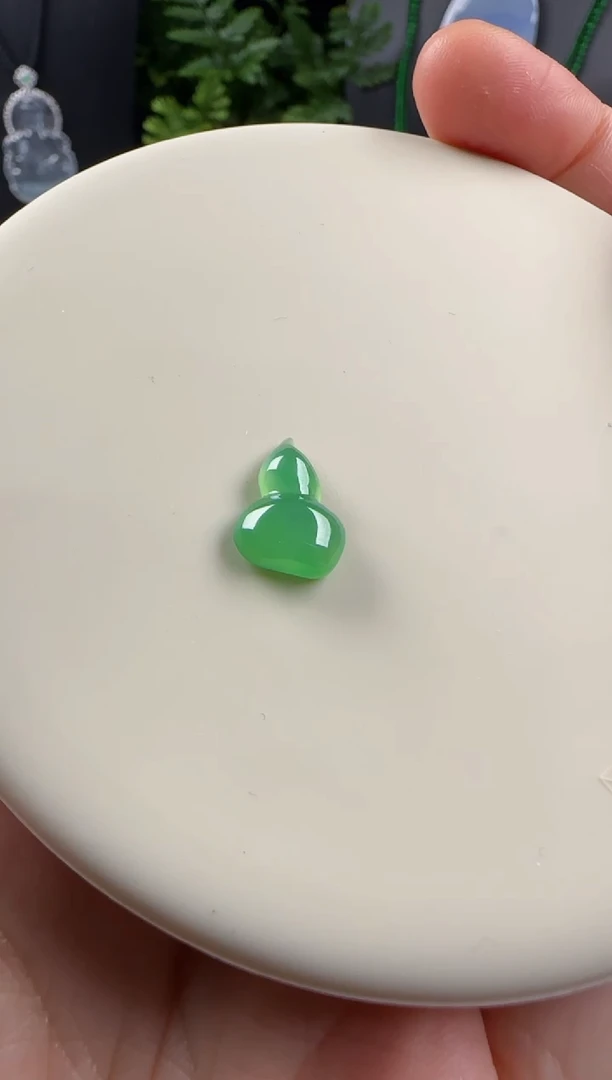 颈饰未镶嵌翡翠天然翡翠