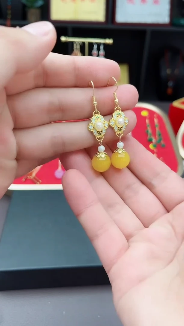 【闪购商品】玛瑙/玉髓耳钉银S925镶嵌330000