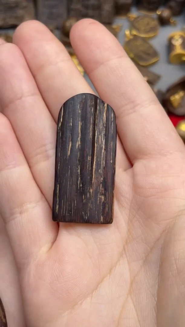 沉香吊坠沉香吊坠4