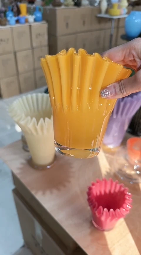 【闪购商品】玻璃亮黄色折纸蜡杯