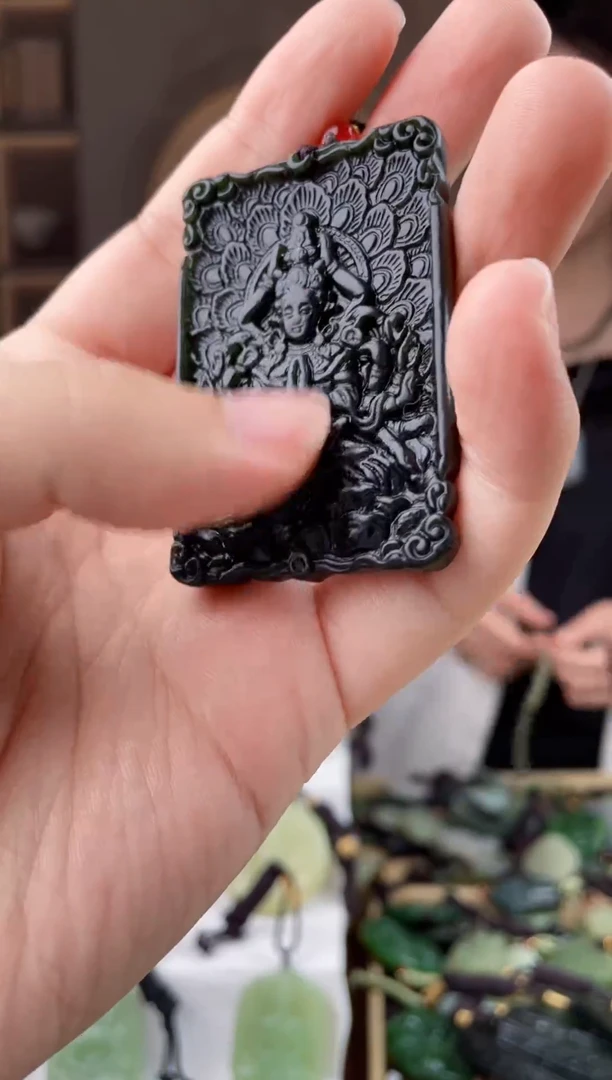 颈饰未镶嵌和田玉拍一发一，多样性发货