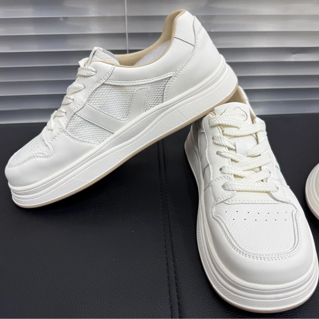 春夏秋网格款大码大脚宽脚高端纯真牛皮女鞋40-43码白色时尚百搭