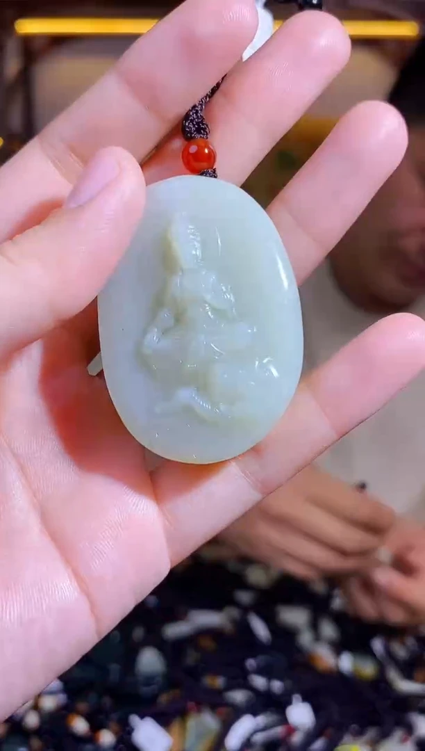 颈饰未镶嵌和田玉1