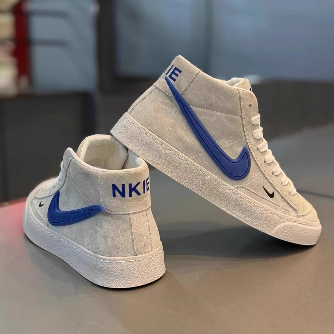 高端男鞋爆款痞帅潮流经典百搭高颜值2025秋冬季软底休闲高帮板鞋