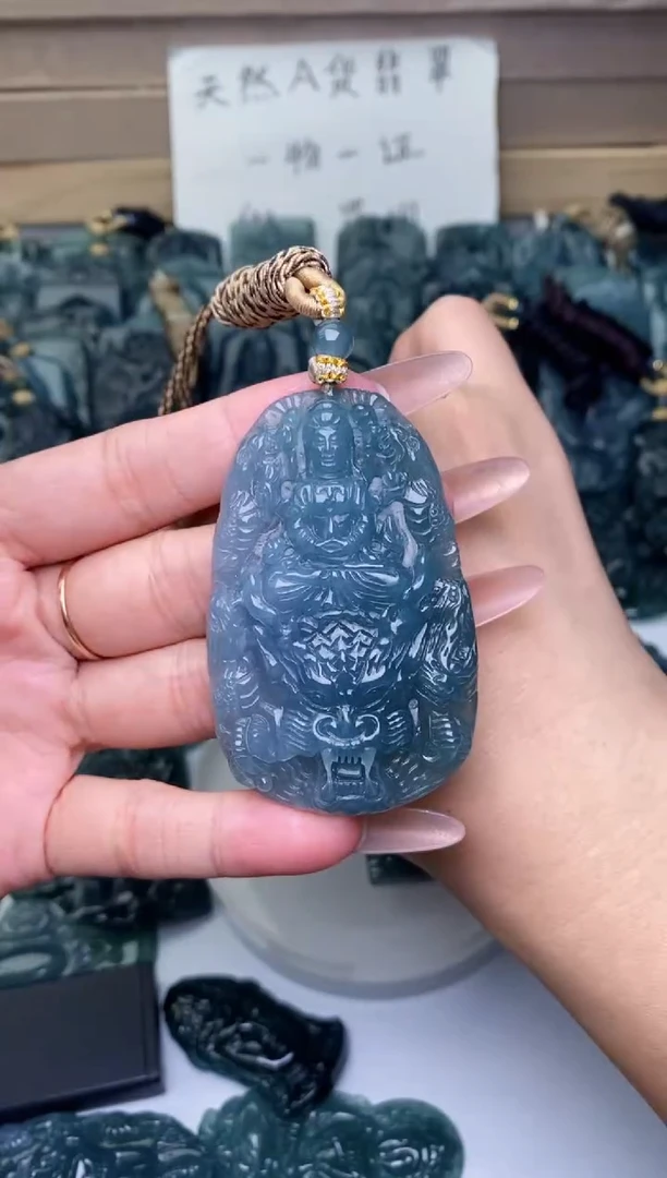 颈饰未镶嵌翡翠2