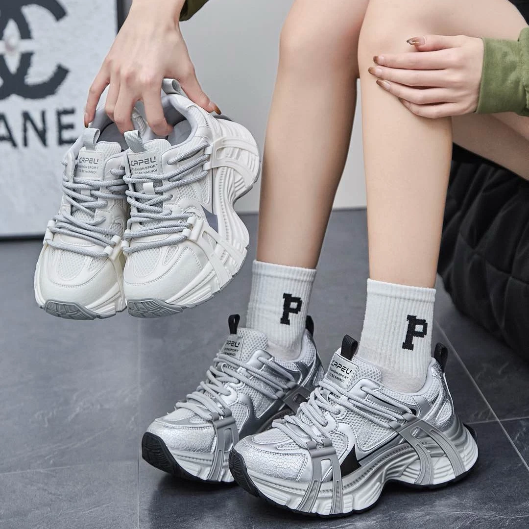 2025时尚休闲女鞋