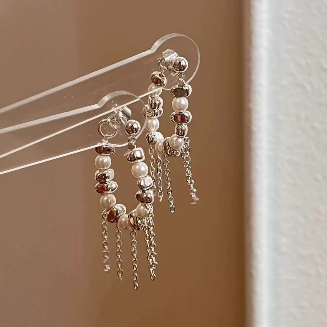 铜合金耳饰 复古轻奢珠珠串珠不规则气质冷淡风流苏耳坠耳饰N2330