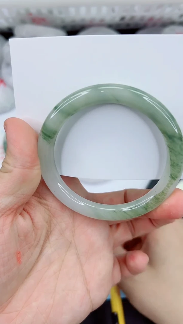 【闪购商品】石英质玉手镯未镶嵌352-58.3