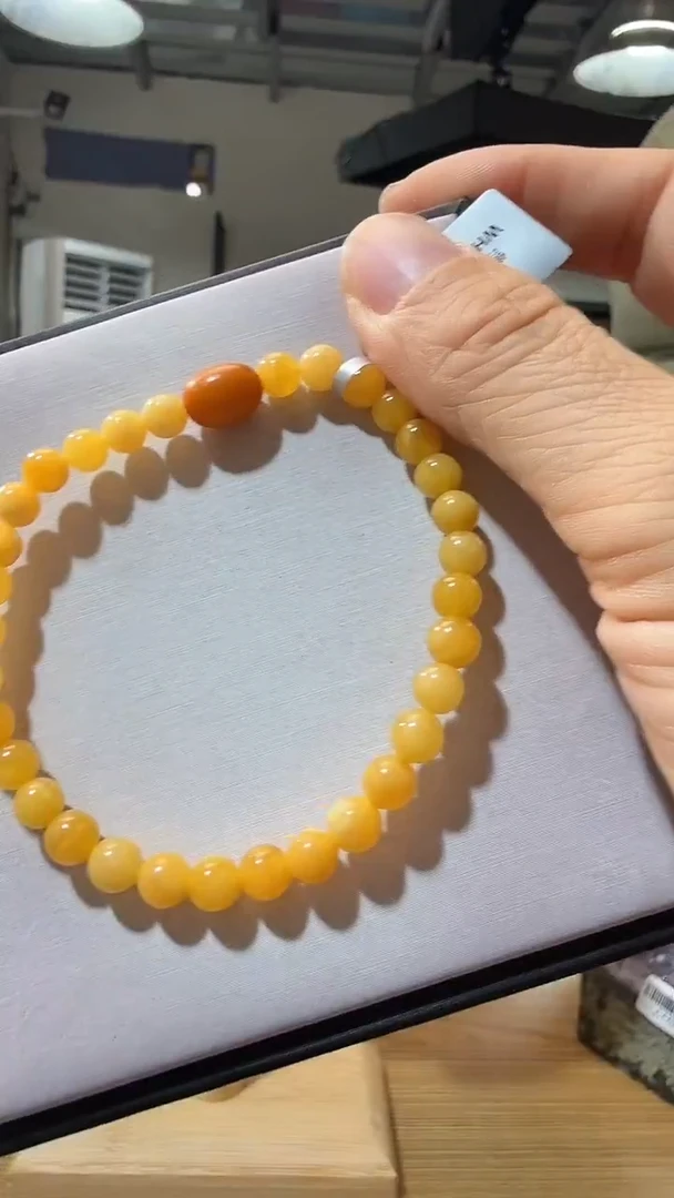 手链蜜蜡未镶嵌优0079 约5mm