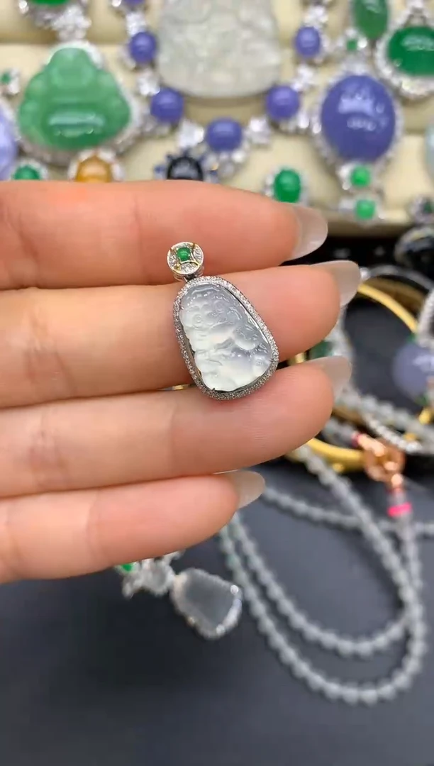 翡翠18K金镶嵌颈饰107-中国好珍宝