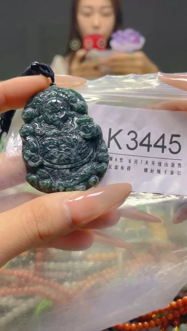 颈饰未镶嵌翡翠/K/翡翠A货，一件也是批发价