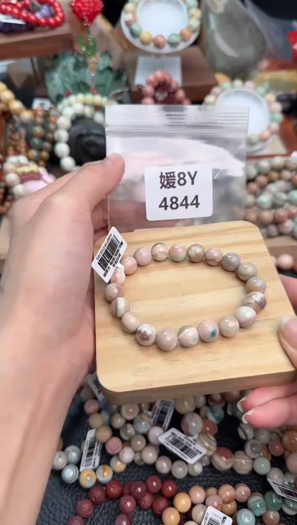 【闪购商品】石英质玉手链未镶嵌8Y4844