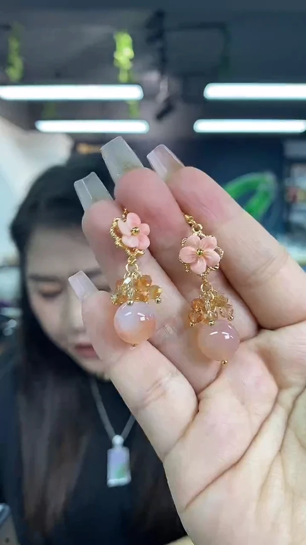 玛瑙/玉髓耳饰未镶嵌多样性发其一颜色微差