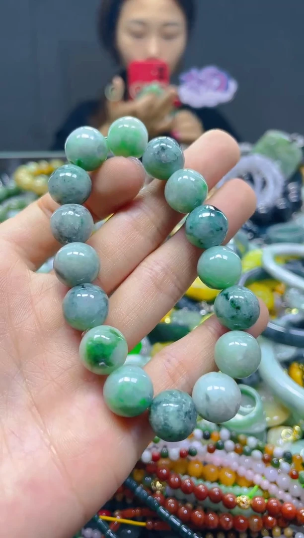 颈饰未镶嵌翡翠12MM/C/翡翠A货，一件也是批发价