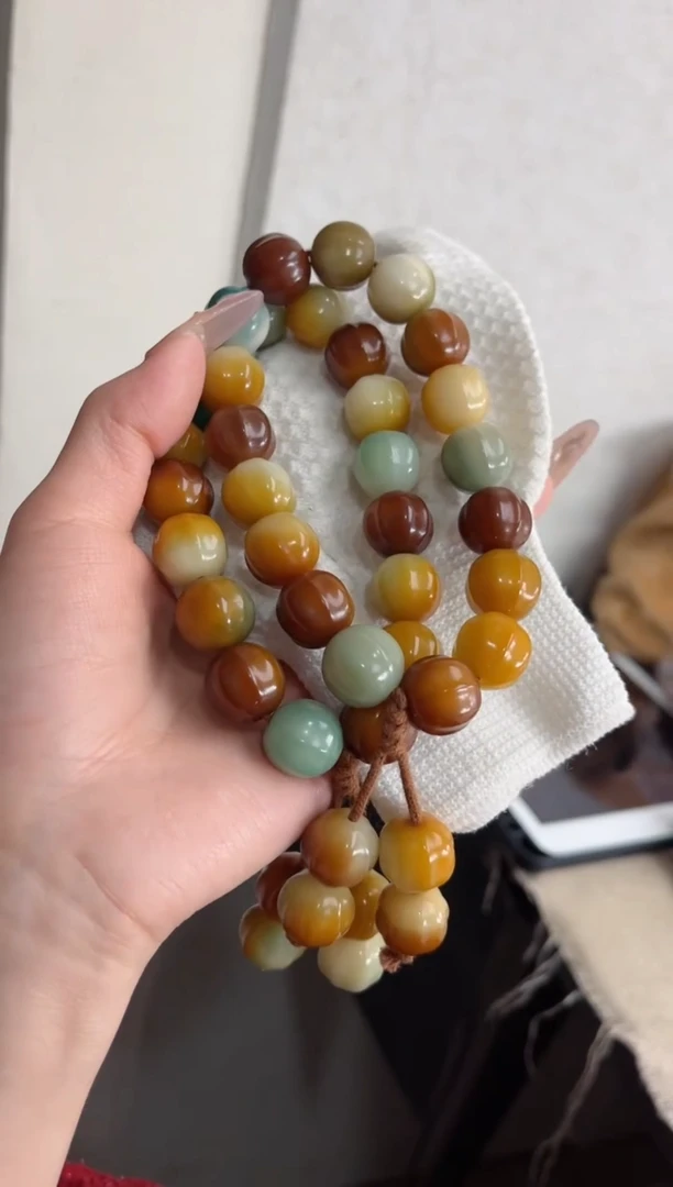 【闪购商品】菩提根/象牙果手串m565玉化话梅糖果鲨鱼背14mm手持