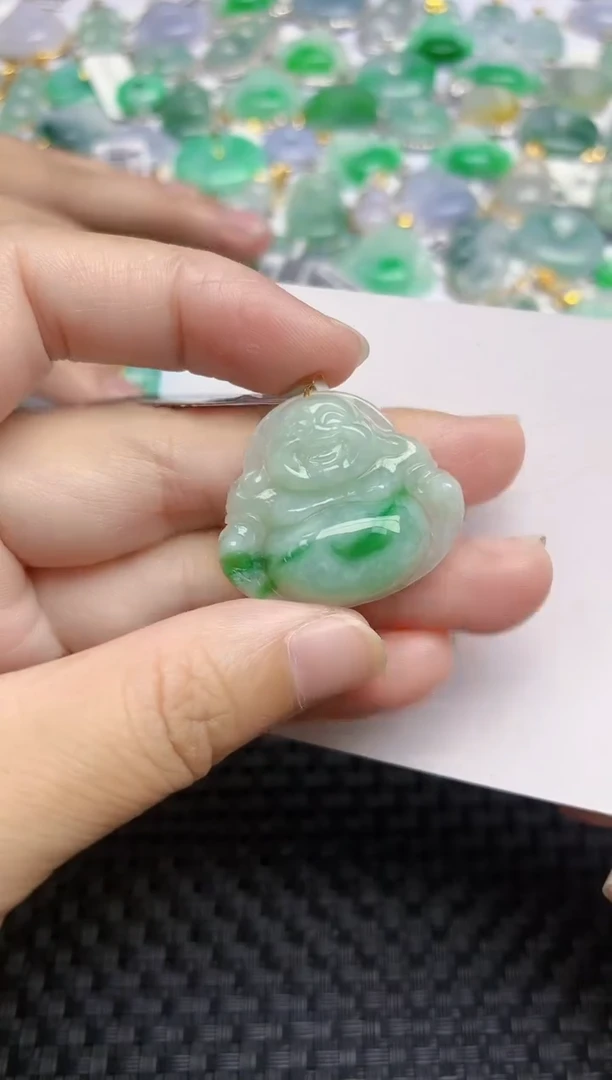 翡翠18K金镶嵌颈饰天然翡翠A货
