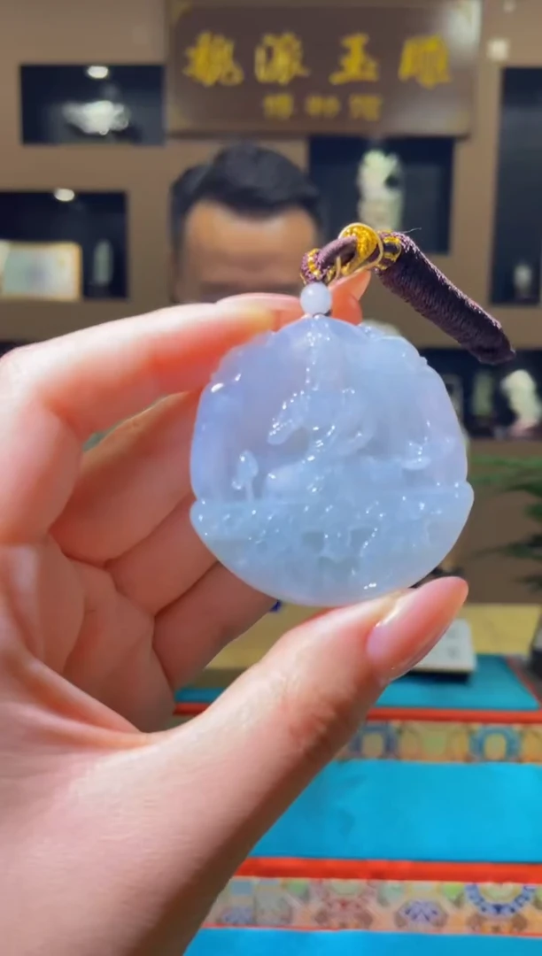 翡翠未镶嵌颈饰MFC0731053