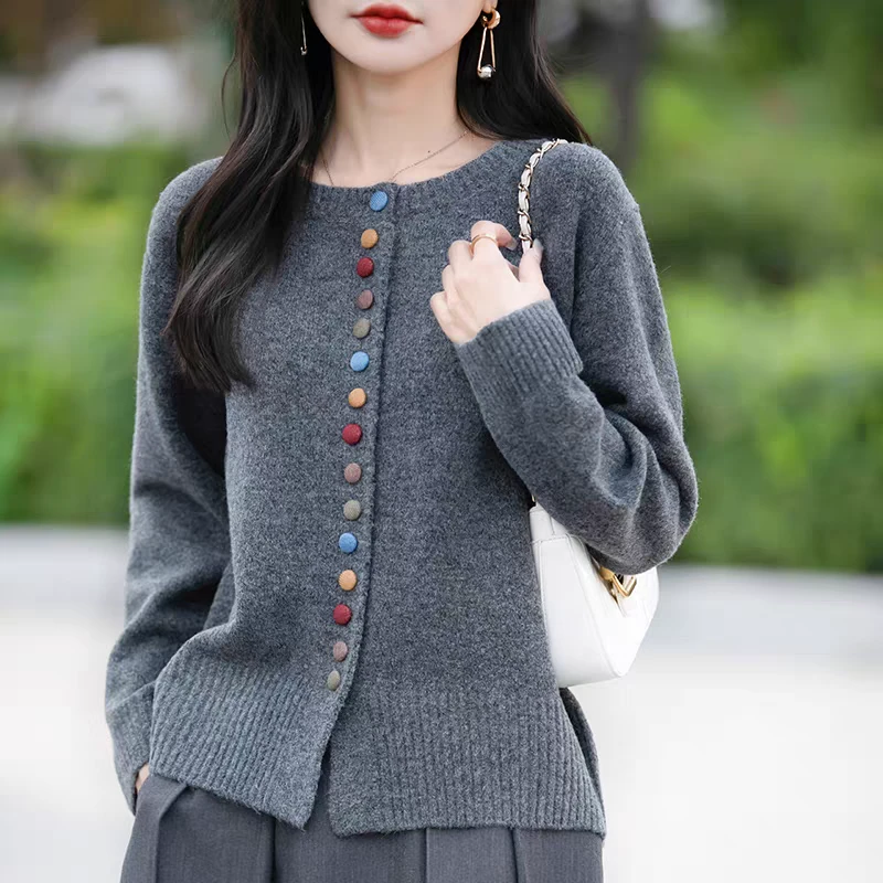 甜美小香风针织圆领开衫女2024秋冬新款时尚彩扣加厚外套休闲上衣