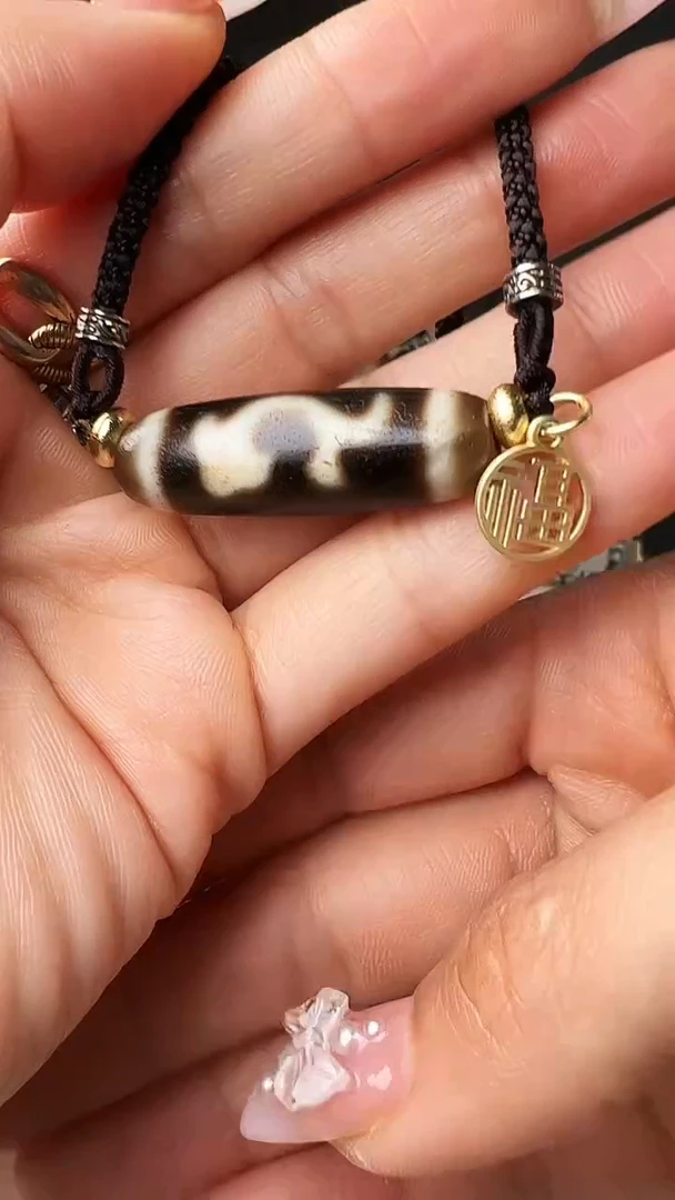 【闪购商品】玛瑙/玉髓颈饰未镶嵌如意