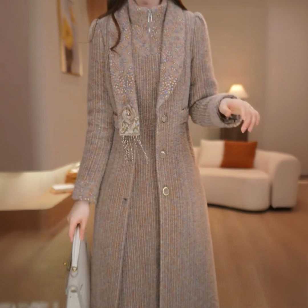 雪花绒两件套连衣裙2025冬季新款时尚显瘦新中式加厚外套气质套装