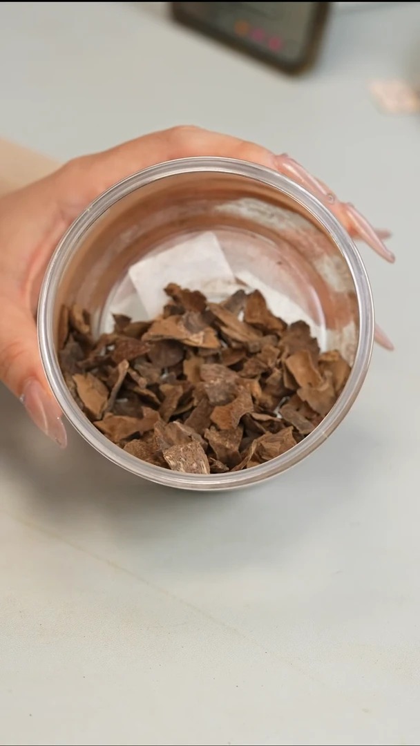 沉香沉香碎屑老海南熏香料 2g 多样性发一