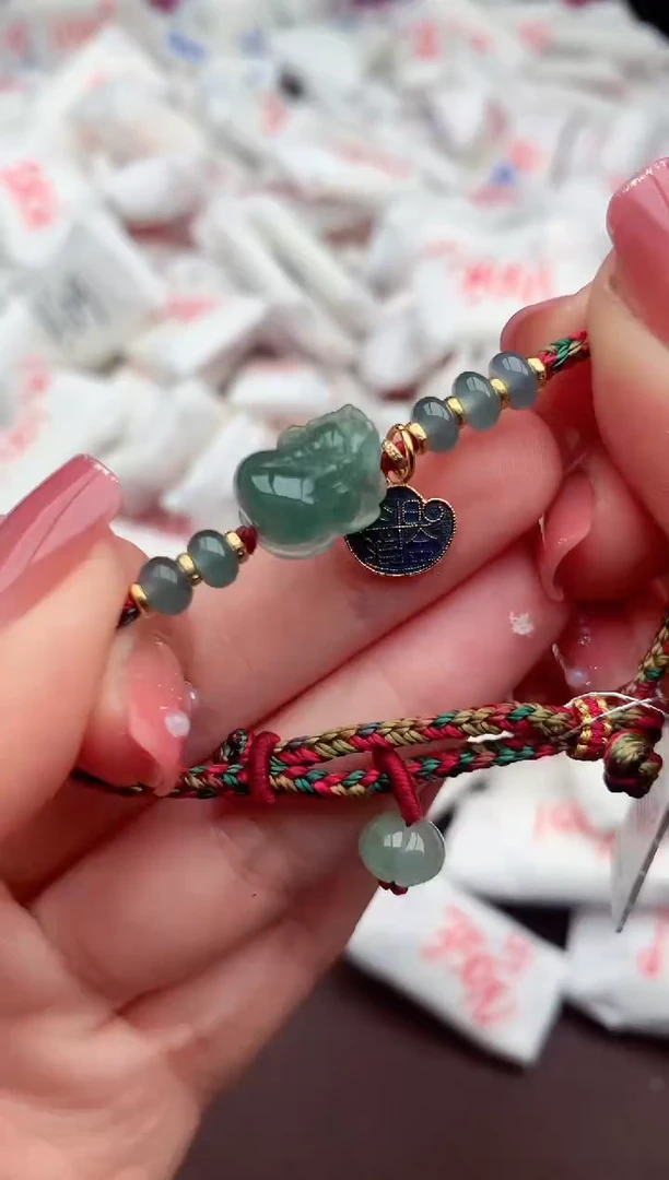 【闪购商品】翡翠手绳未镶嵌一