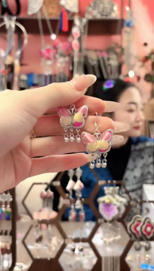 织绣云织谣民族风精美饰品  403