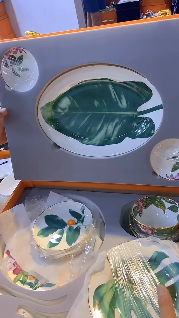 杯鸿辉家品牌瓷器，京东包邮！