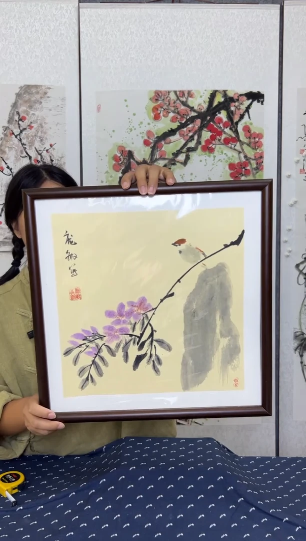 国画带框发41cm*41cm纯手绘紫荆花