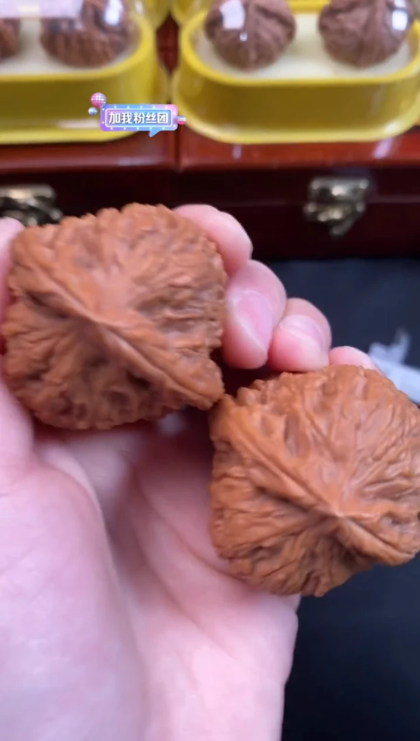 把件文玩核桃南疆石42尺F511