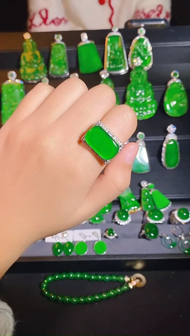 银S925镶嵌戒指翡翠m